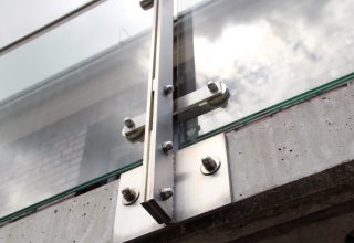 kostecki-metallbau-bauschlosserei-schlosserei-babenhausen-aschaffenburg-frankfurt-hanau-balkon-edelstahl-glas-geländer-modern-6