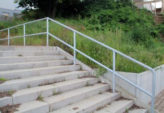 kostecki-metallbau-bauschlosserei-schlosserei-babenhausen-aschaffenburg-frankfurt-hanau-zaunbau-stahl-verzinkt-absturzsicherung-6